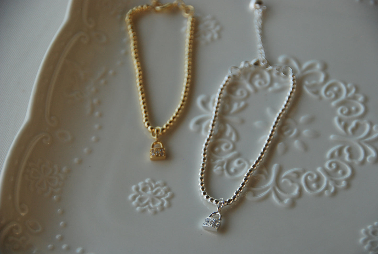 Pulsera Pelotitas Candado