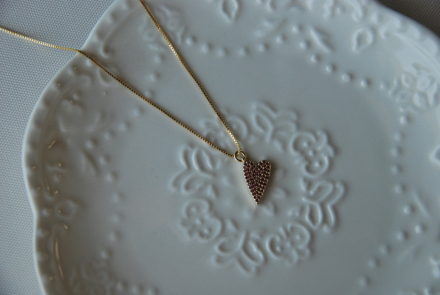 Collar Corazón Circones Fucsia