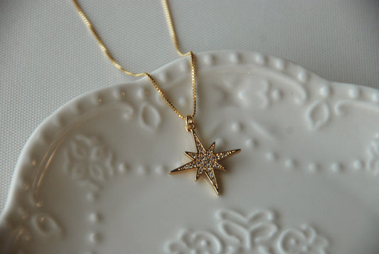 Collar Estrella Fugaz Circones